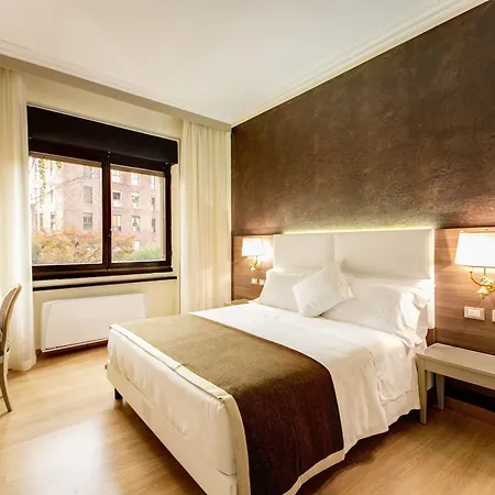 Romana Hotel 4*