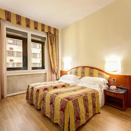 Romana Hotel 4*