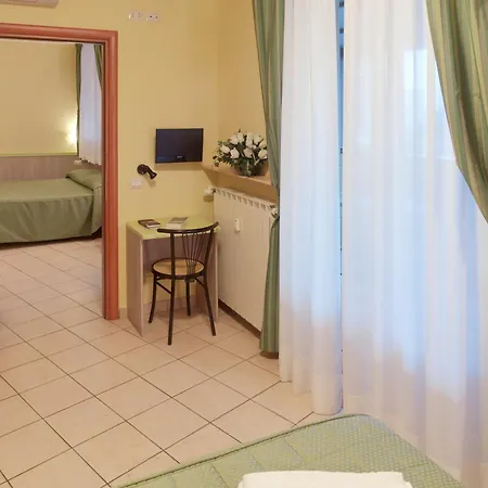 Arco Romana 3* מילאנו