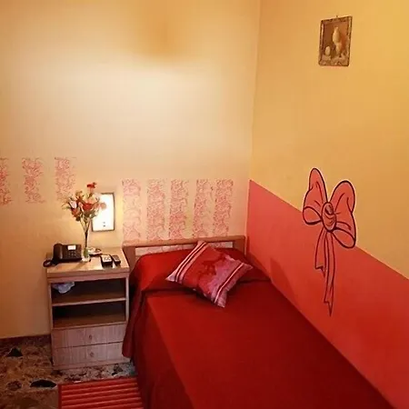 San Giovanni Hotell *