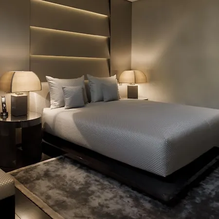 Armani 5* Milánó