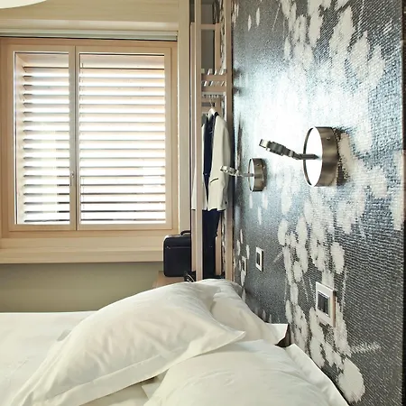 Hotel Nu 4*