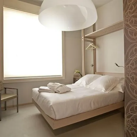 Nu Hotel