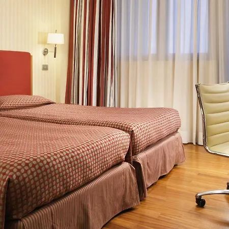 Unaway & Quark Due 4* Milan
