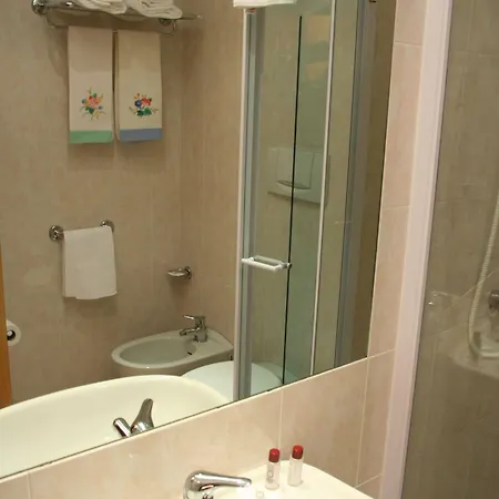 Hotel Albert Hotel 3*