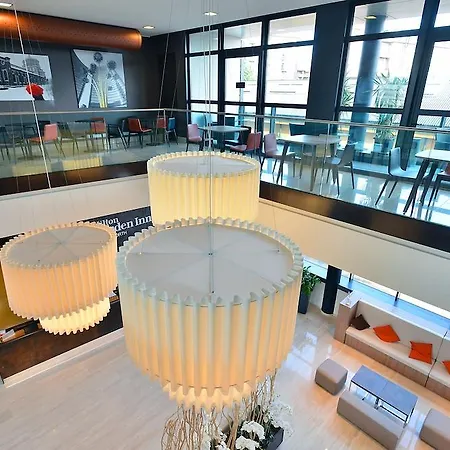 Hotel Hilton Garden North 4*