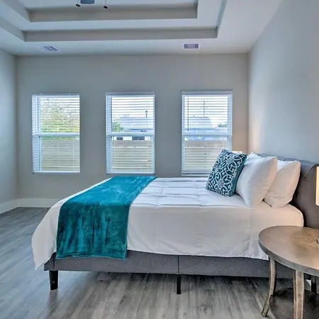 Hotel Genius Downtown 3*