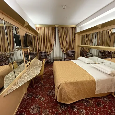 فندق Wagner 4*
