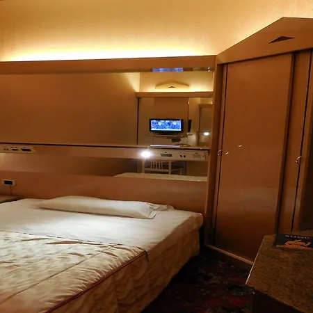 Roma Hotel Milano