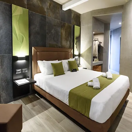 Hotel Just 4*