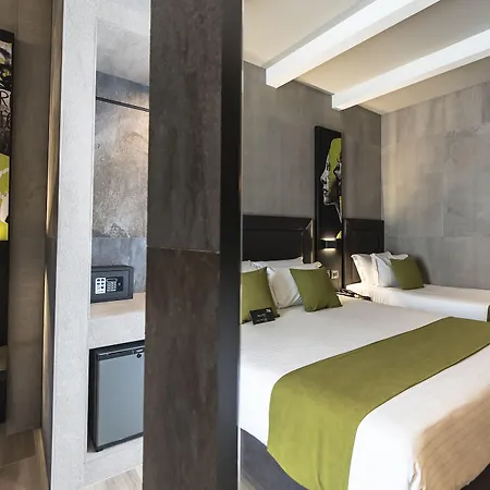 Just Hotel 4*