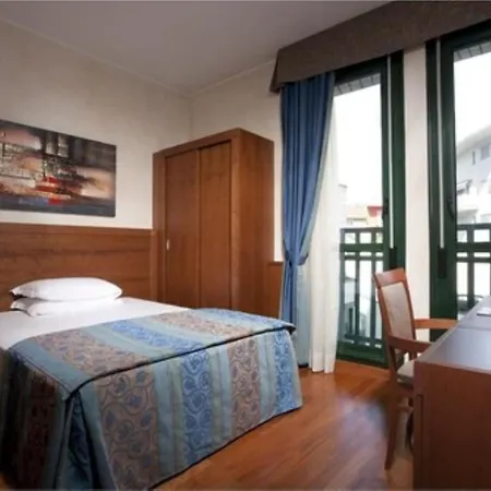 Raffaello 4* Milano