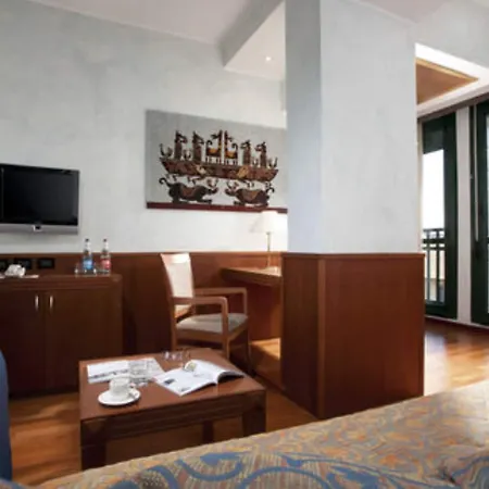 Hotel Raffaello 4*