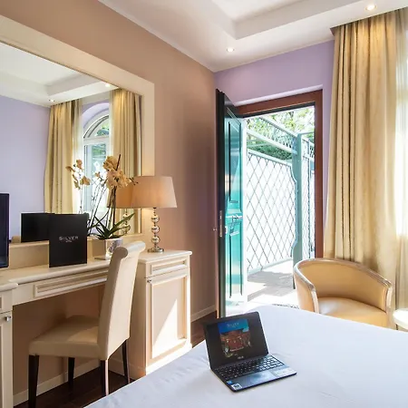 Silver Hotel