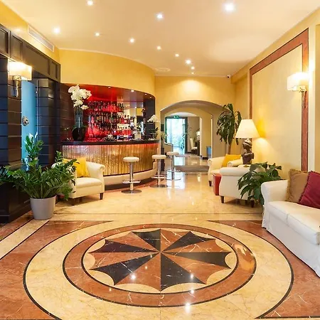 Silver Hotel