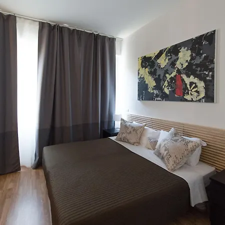 Residenza Cenisio מלון דירות