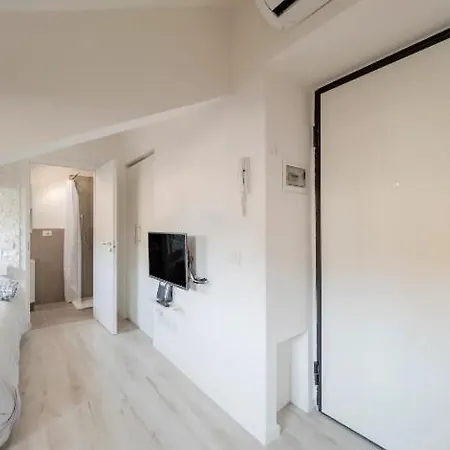 Apartman Sammartini Nice Attic Milánó