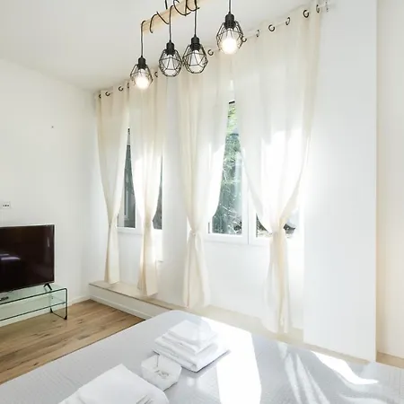 Daire Magnoliaapartments - 18b Visconti Duomo Milano