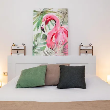 Navigli Apartment- Hosted By Sweetstay Apartment *