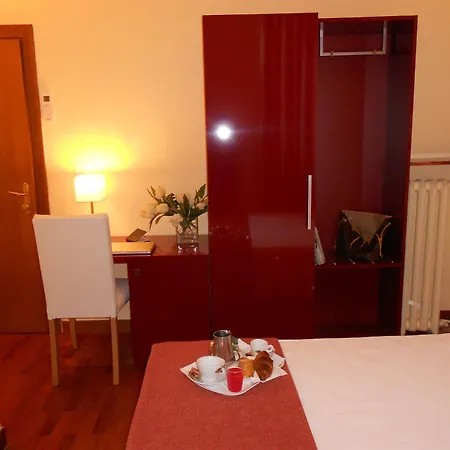Minerva Hotel 3*