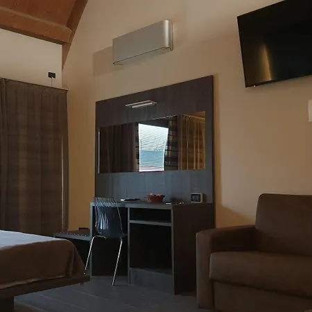 Hotel Seven 2*