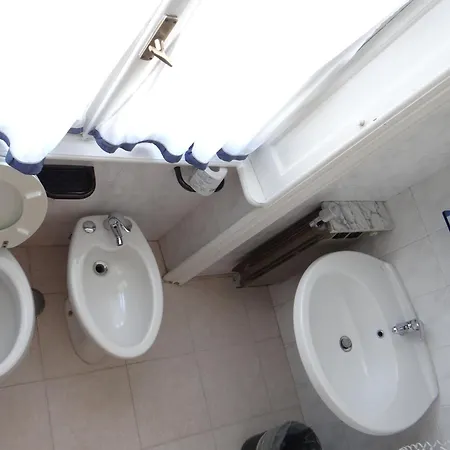 Amendola Fiera فندق