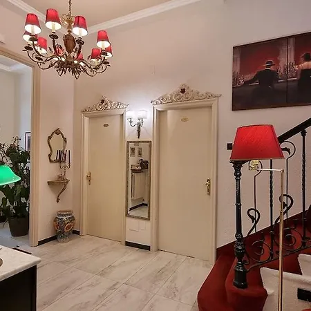 Charly Hotel