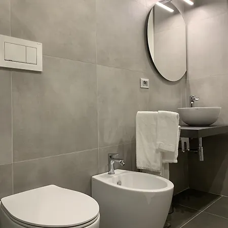 Bossi Aparthotel 2*