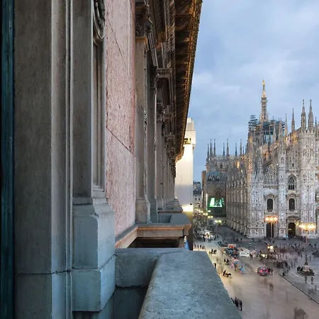 Hotel The Glamore Duomo Milan