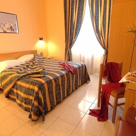 Hotel Loreto 2*