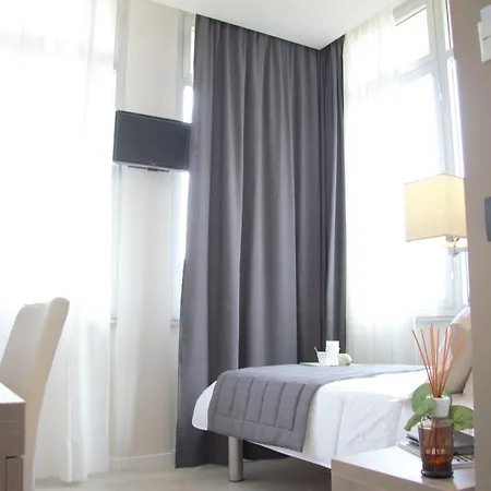 Hotel Zara 3*