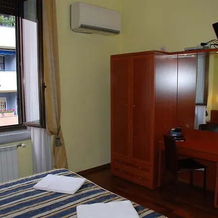 Bogart 2 Hotel 3*