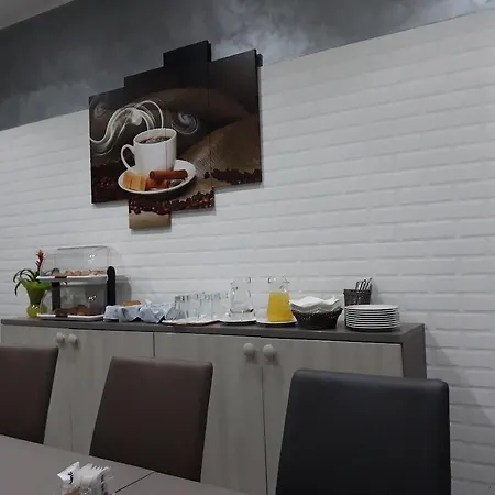Salus Hotel
