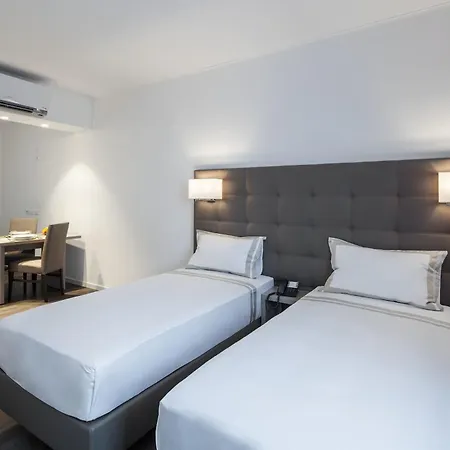 & Urban Padel Hotel apartamentowy