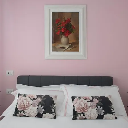 Madeleine - Brera Apartment