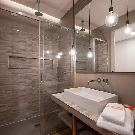 Madeleine - Brera Milano