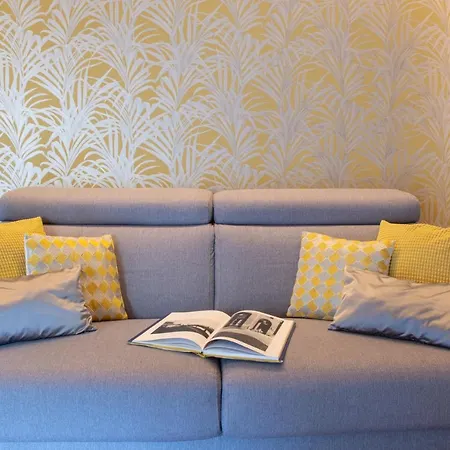 Madeleine - Brera * Milan