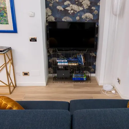 Madeleine - Arco Della Pace Milão