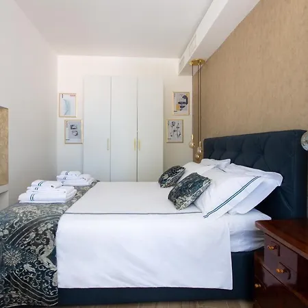 Apartment Madeleine - Arco Della Pace Milan