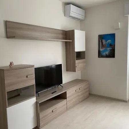 Apartment First *