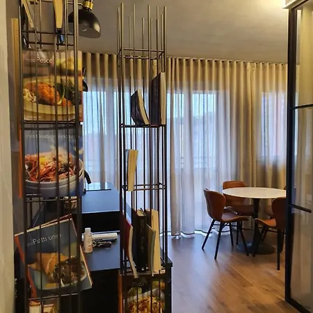 Apartment Porta Romana Gold