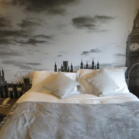 Seven 2* Milan