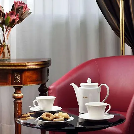 Unahotels Scandinavia 4*