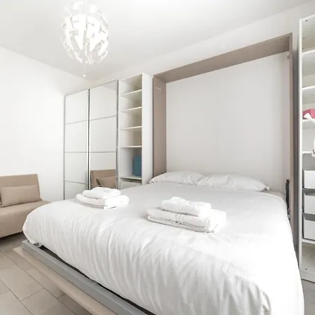 Apartment Guesthost - Piazza Tripoli Bright *