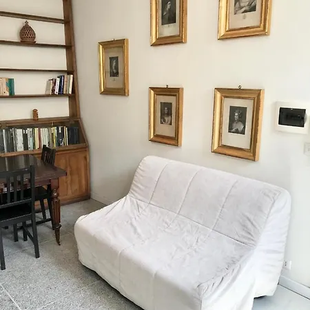 Casa Cairoli * Milano