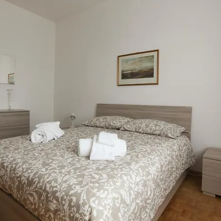 New Fashion District, 3 Bdrs - 30 Minutes From Linate With New Subway Apartment Milan