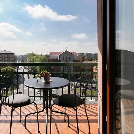 Apartment New Fashion District, 3 Bdrs - 30 Minutes From Linate With New Subway Milan