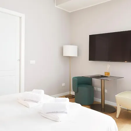 Apartamento Prestige Boutique -piazza Duomo Milão