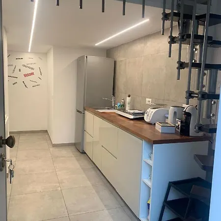 Amica Apartment