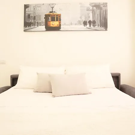 Navigli Tiny Bright House Apartman *